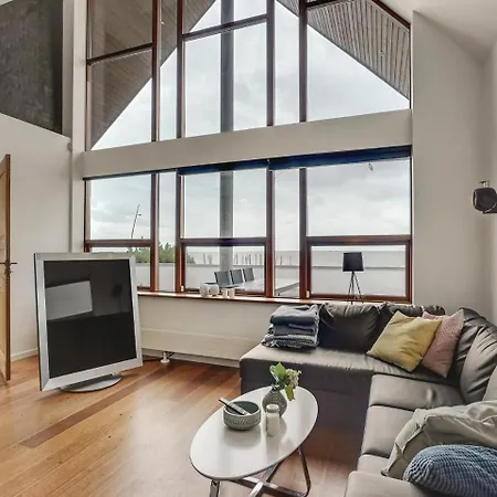 Three-bedroom Holiday In V Esbjerg
