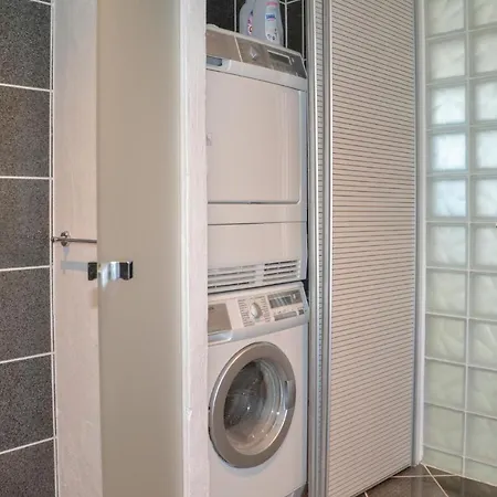 Dom wakacyjny Three-bedroom Holiday In V *